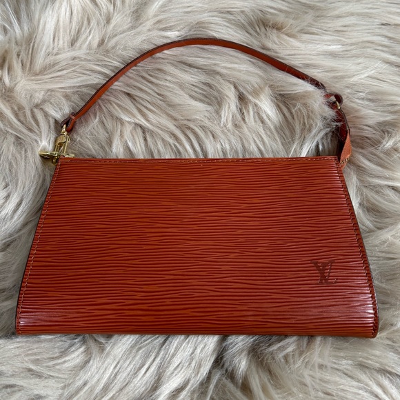 Louis Vuitton Epi Pochette - Picture 1 of 10